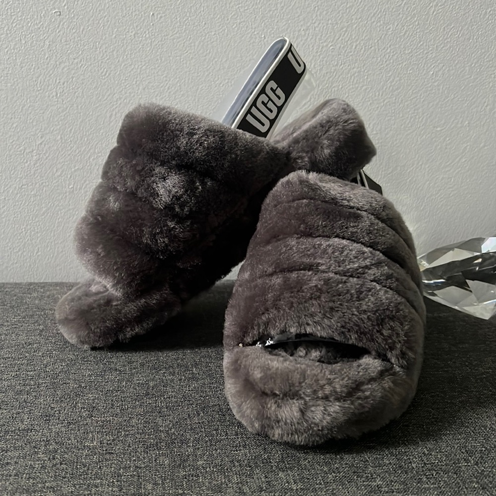 UGG Fluff Yeah Slide